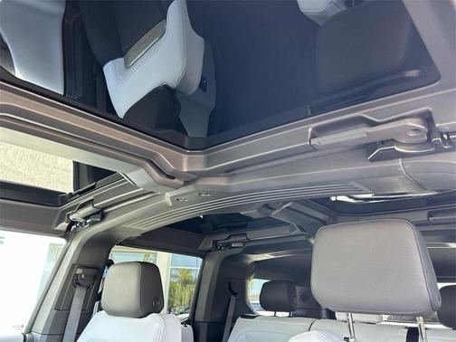 2024 GMC HUMMER EV SUV 3X