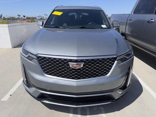 Silver Metallic 2023 Cadillac XT6 Premium Luxury FWD