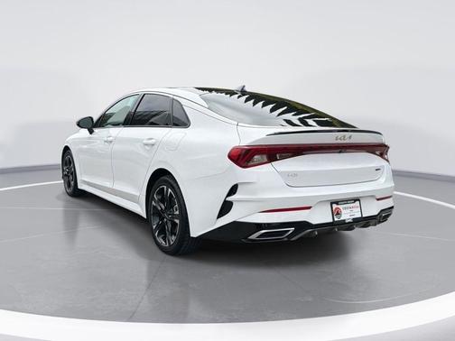 White Pearl 2024 Kia K5 GT-Line