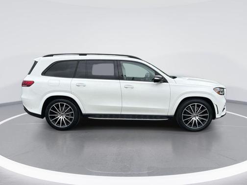 MANUFAKTUR Diamond White Bright 2022 Mercedes-Benz GLS 450 4MATIC