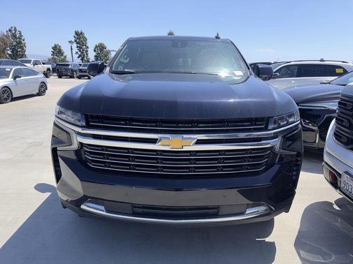Midnight Blue Metallic 2023 Chevrolet Suburban LT