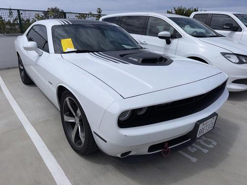 Bright White Clearcoat 2016 Dodge Challenger R/T