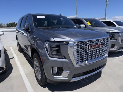Satin Steel Metallic 2022 GMC Yukon XL Denali
