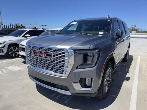 Satin Steel Metallic 2022 GMC Yukon XL Denali