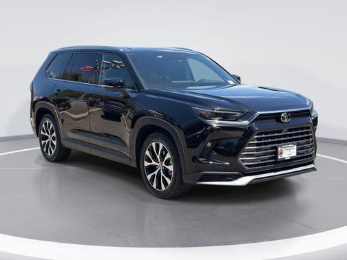 Midnight Black Metallic 2025 Toyota Grand Highlander Hybrid MAX Limited