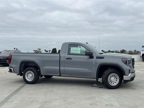 2025 GMC Sierra 1500 Pro