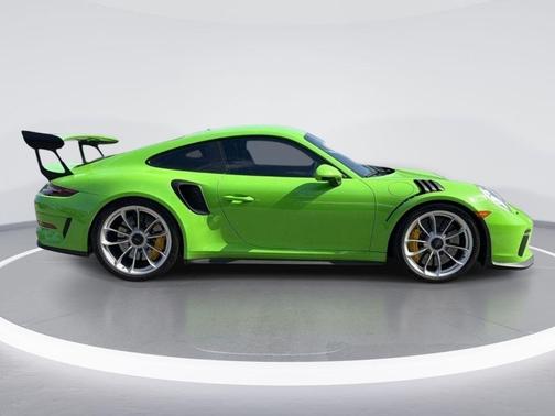 Lizard Green 2019 Porsche 911 GT3 RS