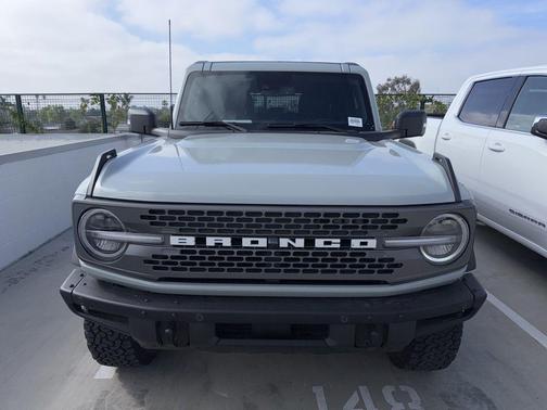 Cactus Green / Gray 2024 Ford Bronco Badlands
