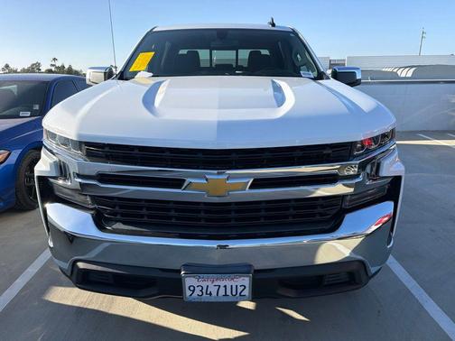 Summit White 2019 Chevrolet Silverado 1500 LT
