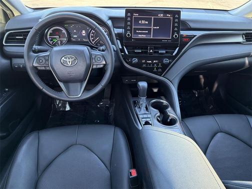 2022 Toyota Camry Hybrid XSE