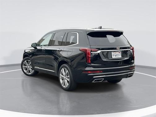 2023 Cadillac XT6 Premium Luxury FWD