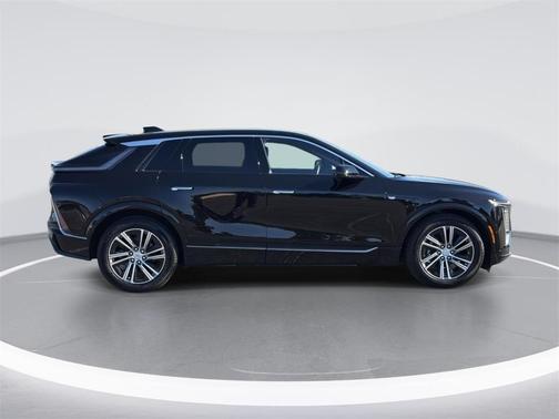 2025 Cadillac LYRIQ Luxury