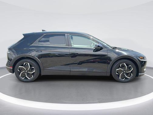 Black 2024 Hyundai IONIQ 5 SEL