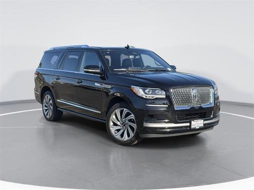 2023 Lincoln Navigator L Reserve