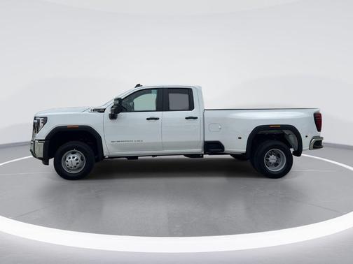Summit White 2026 GMC Sierra 3500 Pro