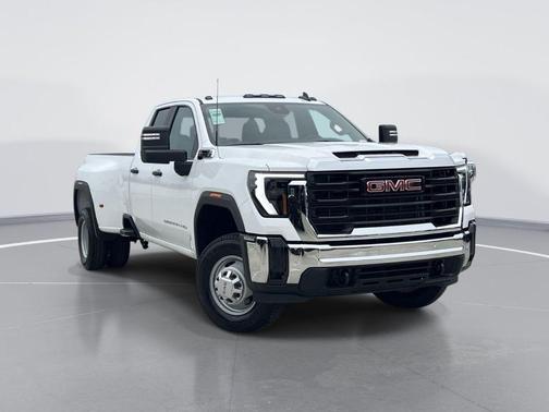 Summit White 2026 GMC Sierra 3500 Pro