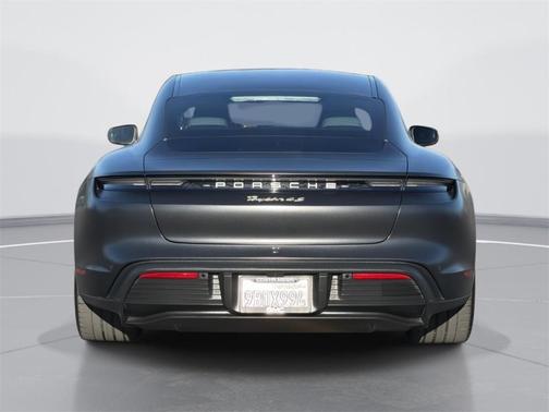 2022 Porsche Taycan 4S