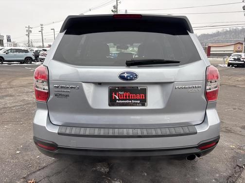 2016 Subaru Forester 2.5i Touring