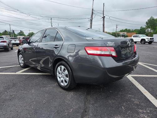 2010 Toyota Camry LE