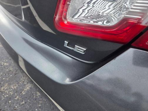 2010 Toyota Camry LE