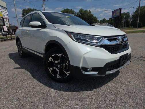 White Diamond Pearl 2018 Honda CR-V Touring
