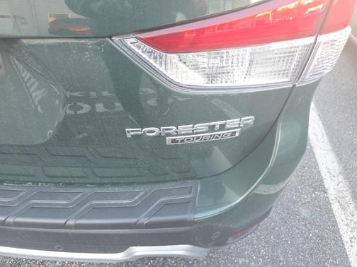 2023 Subaru Forester 2.5i Touring