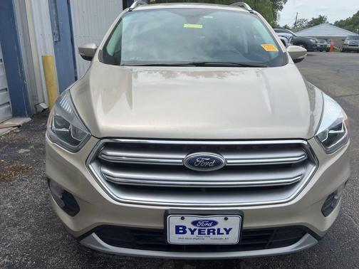 White Gold Metallic 2017 Ford Escape Titanium