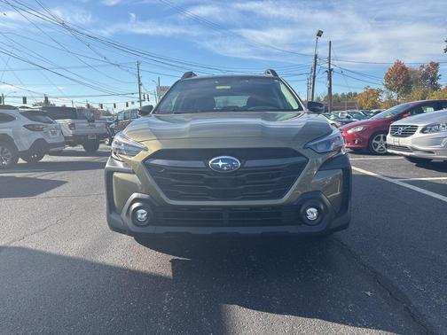 2025 Subaru Outback Premium