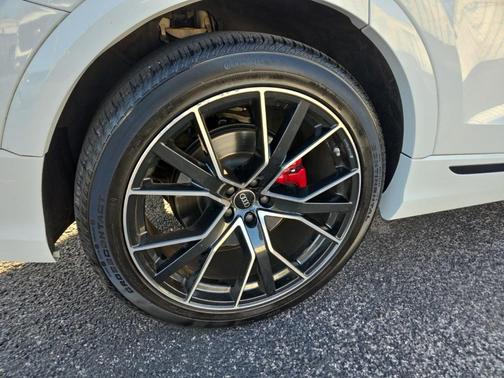 2023 Audi SQ8 4.0T Prestige