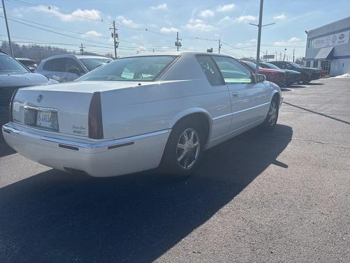 2001 Cadillac Eldorado ESC