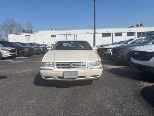 2001 Cadillac Eldorado ESC