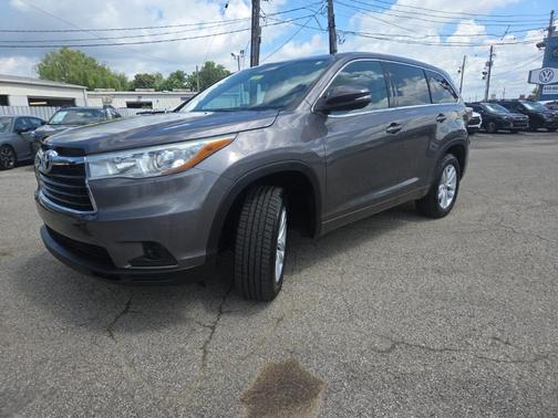 2015 Toyota Highlander LE