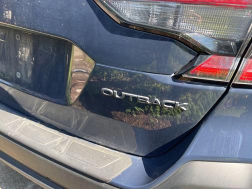 Cosmic Blue Pearl 2025 Subaru Outback Onyx Edition