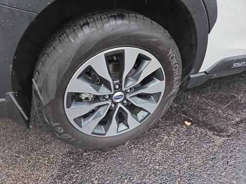 2024 Subaru Outback Touring