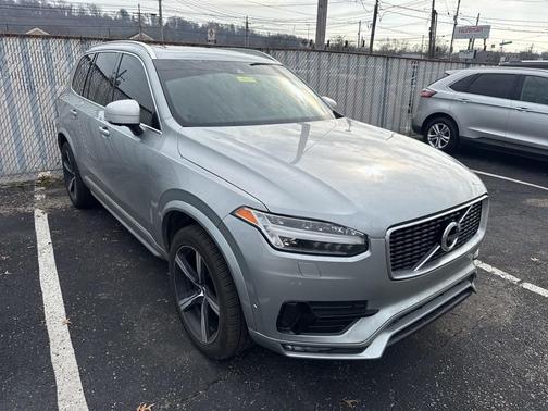 2018 Volvo XC90 T5 R-Design