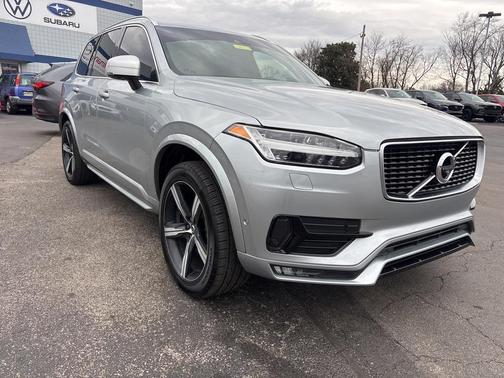 2018 Volvo XC90 T5 R-Design