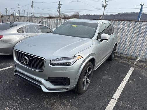 2018 Volvo XC90 T5 R-Design