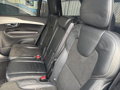 2018 Volvo XC90 T5 R-Design