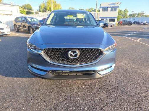 2017 Mazda CX-5 Sport