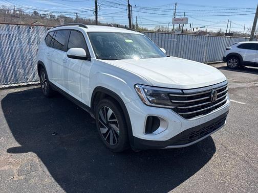 2025 Volkswagen Atlas 2.0T SE