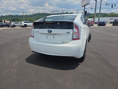 2013 Toyota Prius Two