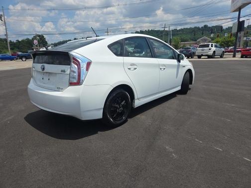 2013 Toyota Prius Two