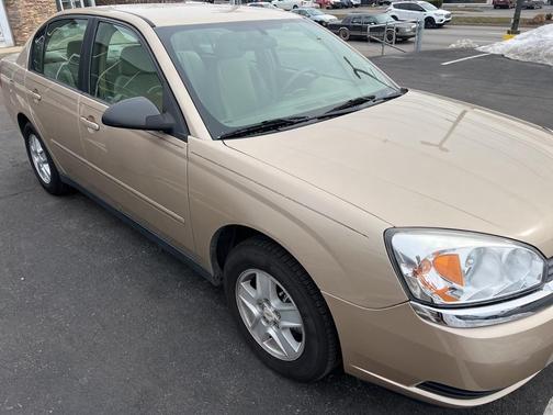 2005 Chevrolet Malibu Base
