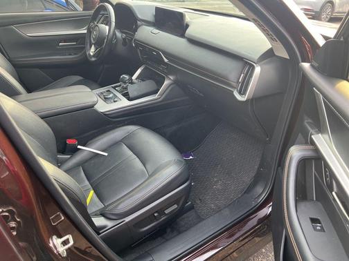 2024 Mazda CX-90 Premium