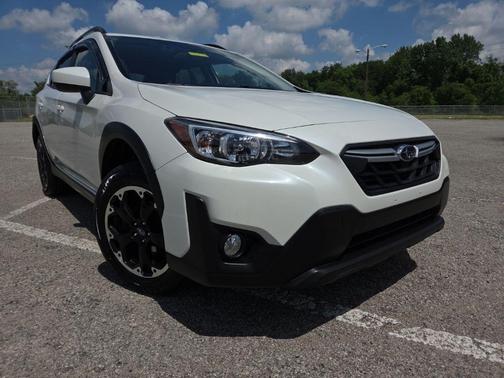 Crystal White Pearl 2022 Subaru Crosstrek Premium