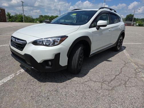Crystal White Pearl 2022 Subaru Crosstrek Premium