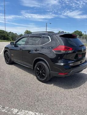 Magnetic Black 2017 Nissan Rogue SV