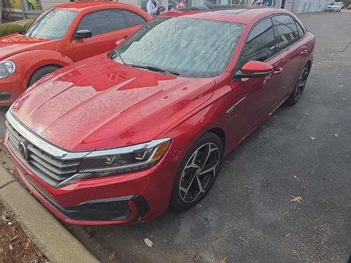 2021 Volkswagen Passat 2.0T R-Line