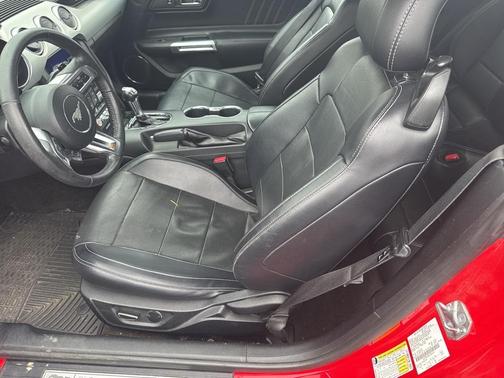 2017 Ford Mustang EcoBoost Premium