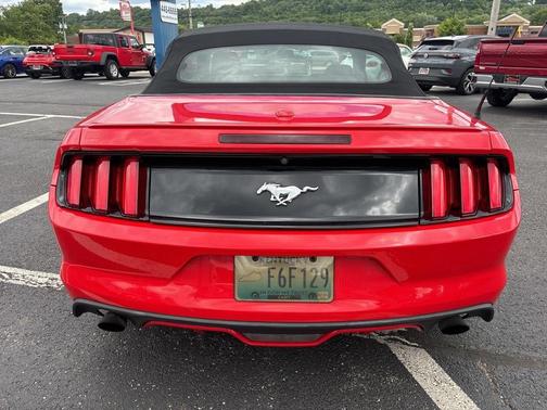 2017 Ford Mustang EcoBoost Premium